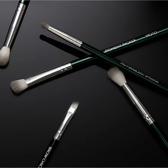 NIP MOTD Cosmetics Eye Makeup Brushes - Picture 2 of 4
